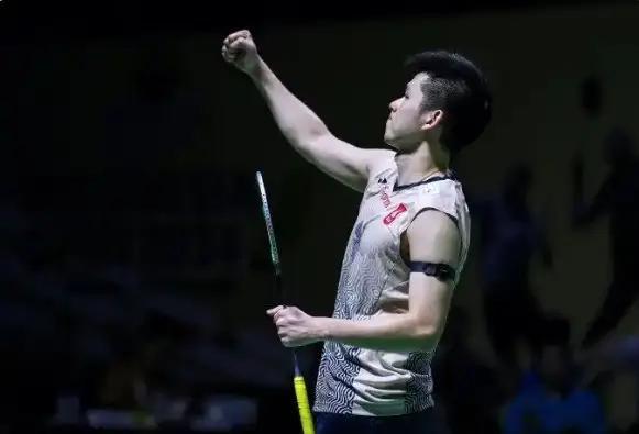 与此同时 与此同时