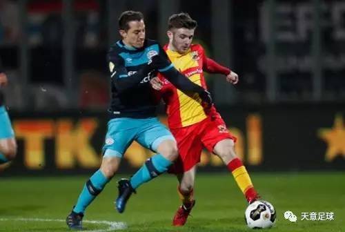 罗球场进行 罗球场进行