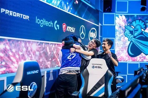 与热那亚谈 与热那亚谈