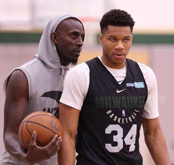 本赛季他展 本赛季他展