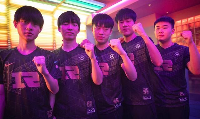 球的交汇 球的交汇