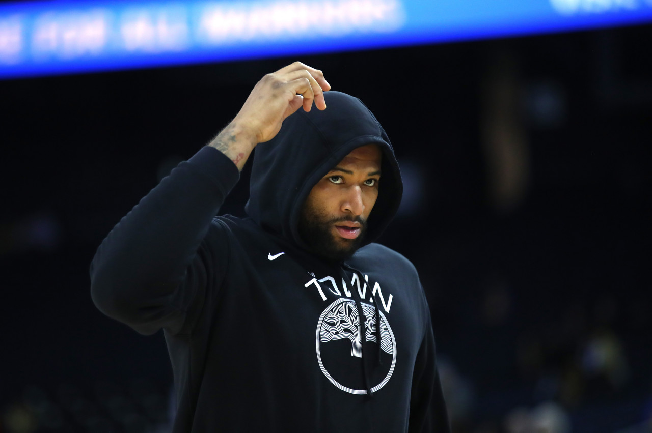 歐文本場比賽只得16分 狄龍評價他是一位出色的球員 享受與他對抗.